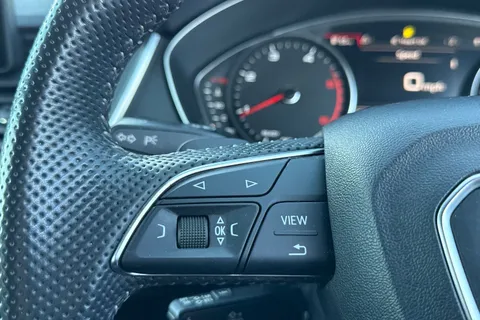 26 of 51 for Audi Q5 Black Edition 40 TDI quattro 190 PS S tronic