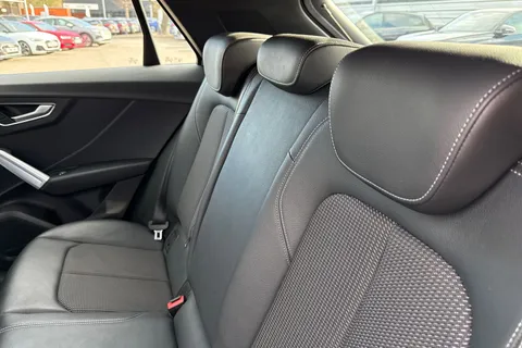 19 of 52 for Audi Q2 S line 1.0 TFSI 116 PS 6-speed