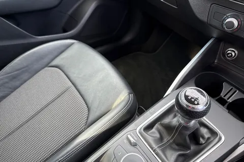 20 of 52 for Audi Q2 S line 1.0 TFSI 116 PS 6-speed