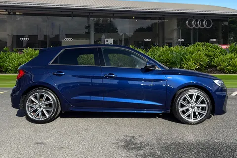 KR25SVL Audi A1 S line 30 TFSI  116 PS S tronic Thumbnail #4