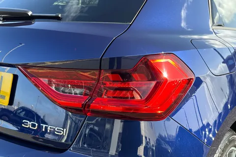 KR25SVL Audi A1 S line 30 TFSI  116 PS S tronic Thumbnail #9