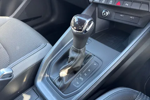 KR25SVL Audi A1 S line 30 TFSI  116 PS S tronic Thumbnail #24