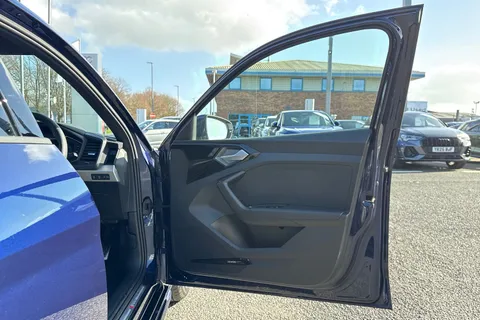 KR25SVL Audi A1 S line 30 TFSI  116 PS S tronic Thumbnail #37