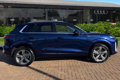 Audi Q3 1.5 TFSI S line S Tronic Euro 6 (s/s) 5dr Thumbnail #4