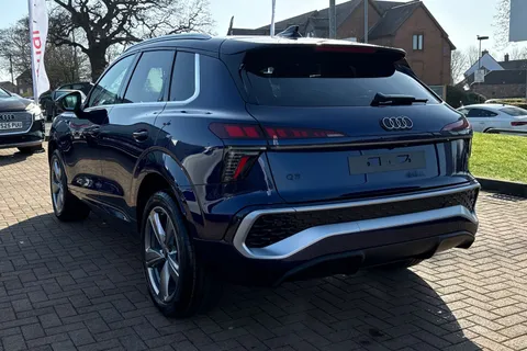 Audi Q3 1.5 TFSI S line S Tronic Euro 6 (s/s) 5dr Thumbnail #8