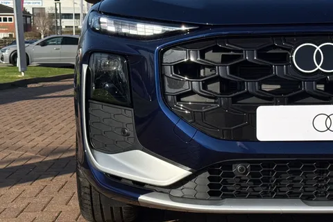 Audi Q3 1.5 TFSI S line S Tronic Euro 6 (s/s) 5dr Thumbnail #29