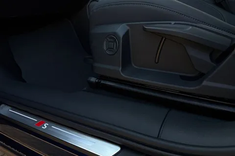 Audi Q3 1.5 TFSI S line S Tronic Euro 6 (s/s) 5dr Thumbnail #32