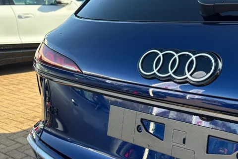 Audi Q3 1.5 TFSI S line S Tronic Euro 6 (s/s) 5dr Thumbnail #38