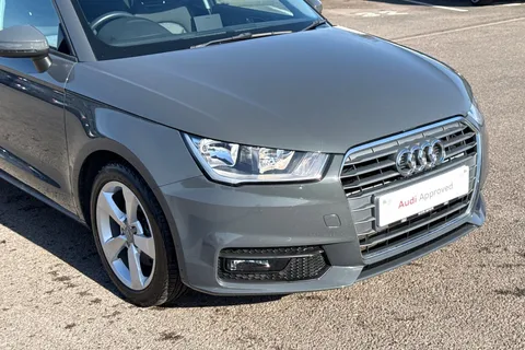 9 of 51 for Audi A1 1.4 TFSI Sport Sportback Euro 6 (s/s) 5dr (Nav)