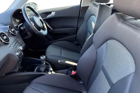 16 of 51 for Audi A1 1.4 TFSI Sport Sportback Euro 6 (s/s) 5dr (Nav)