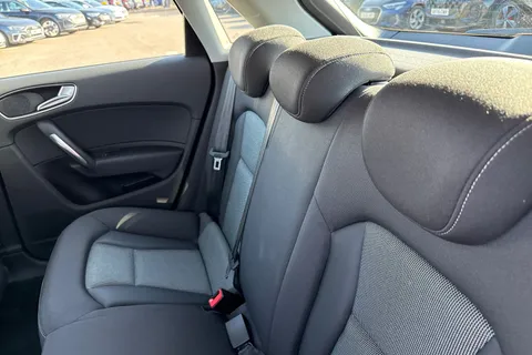 19 of 51 for Audi A1 1.4 TFSI Sport Sportback Euro 6 (s/s) 5dr (Nav)