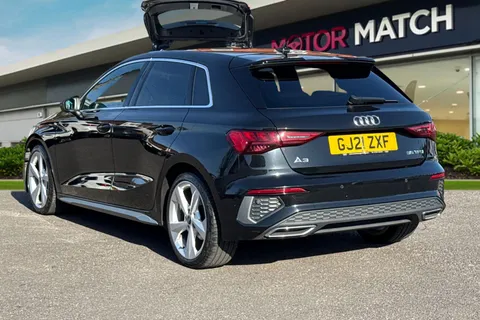 GJ21ZXF Audi A3 1.5 TFSI 35 S line Sportback S Tronic Euro 6 (s/s) 5dr Thumbnail #3