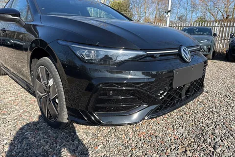  Volkswagen Golf 1.5 TSI Black Edition Euro 6 (s/s) 5dr Thumbnail #8