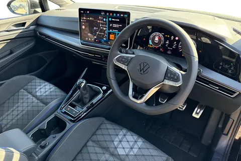  Volkswagen Golf 1.5 TSI Black Edition Euro 6 (s/s) 5dr Thumbnail #13