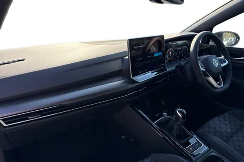  Volkswagen Golf 1.5 TSI Black Edition Euro 6 (s/s) 5dr Thumbnail #14