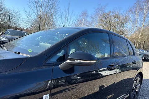  Volkswagen Golf 1.5 TSI Black Edition Euro 6 (s/s) 5dr Thumbnail #25