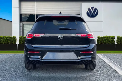  Volkswagen Golf 1.5 eTSI MHEV Black Edition DSG Euro 6 (s/s) 5dr Thumbnail #4