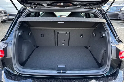  Volkswagen Golf 1.5 eTSI MHEV Black Edition DSG Euro 6 (s/s) 5dr Thumbnail #6