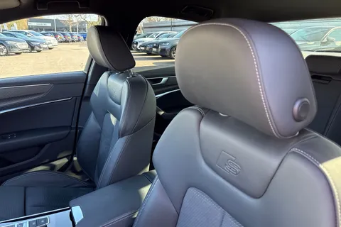 YY74PKK Audi A6 Saloon Black Edition 40 TFSI  204 PS S tronic Thumbnail #25