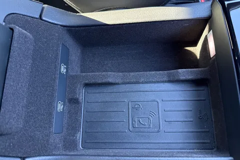 YY74PKK Audi A6 Saloon Black Edition 40 TFSI  204 PS S tronic Thumbnail #55