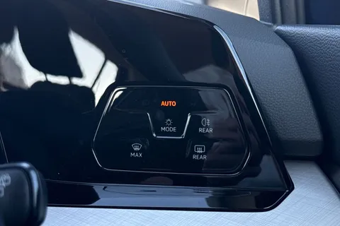 31 of 43 for VOLKSWAGEN GOLF 1.0 TSI Life 5dr