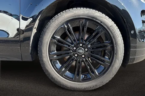 DU75YOR Land Rover Range Rover Evoque 2.0 D200 Dynamic SE 5dr Thumbnail #9