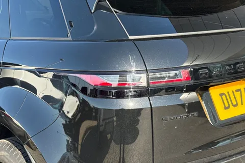 DU75YOR Land Rover Range Rover Evoque 2.0 D200 Dynamic SE 5dr Thumbnail #20