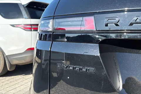 DU75YOR Land Rover Range Rover Evoque 2.0 D200 Dynamic SE 5dr Thumbnail #27