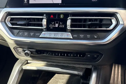 YB21EKZ BMW 4 Series 2.0 420d MHT M Sport Auto xDrive Euro 6 (s/s) 2dr Thumbnail #23