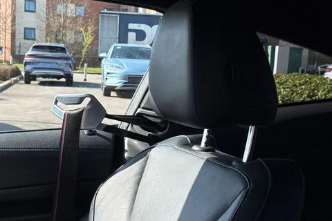 YB21EKZ BMW 4 Series 2.0 420d MHT M Sport Auto xDrive Euro 6 (s/s) 2dr Thumbnail #35