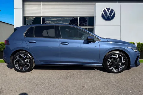 KN75RUY Volkswagen Golf 2.0 TDI 150 R-Line 5dr DSG Thumbnail #4