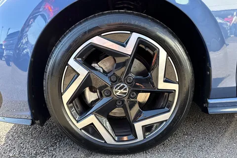 KN75RUY Volkswagen Golf 2.0 TDI 150 R-Line 5dr DSG Thumbnail #13