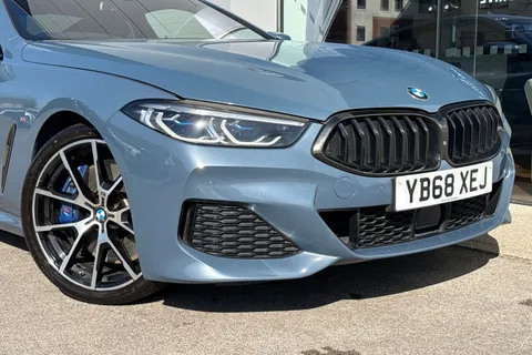 YB68XEJ BMW 8 Series 3.0 840d Steptronic xDrive Euro 6 (s/s) 2dr Thumbnail #9