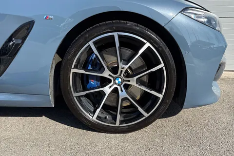 YB68XEJ BMW 8 Series 3.0 840d Steptronic xDrive Euro 6 (s/s) 2dr Thumbnail #10