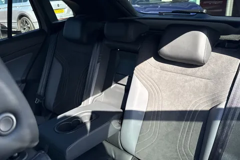 GJ25ZNN Volkswagen ID.4 210kW Match Pro 77kWh 5dr Auto | Electric Tailgate | Rear Camera Thumbnail #20