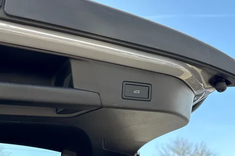 GJ25ZNN Volkswagen ID.4 210kW Match Pro 77kWh 5dr Auto | Electric Tailgate | Rear Camera Thumbnail #38