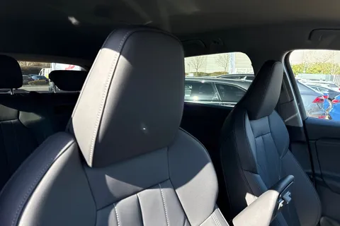 KM75VXR Audi Q6 E-Tron Q6 SUV Sport e-tron 185,00 kW Thumbnail #25