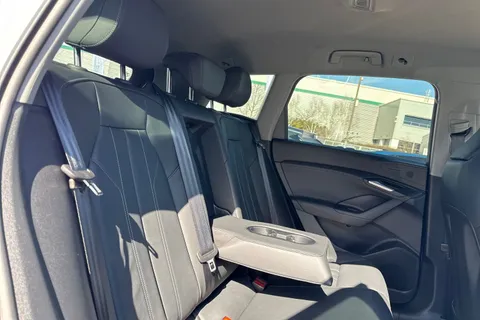 KM75VXR Audi Q6 E-Tron Q6 SUV Sport e-tron 185,00 kW Thumbnail #44