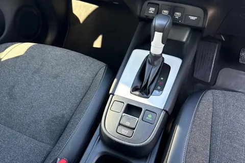 SA72UUW Honda Jazz 1.5 i-MMD Hybrid SR 5dr eCVT Thumbnail #23