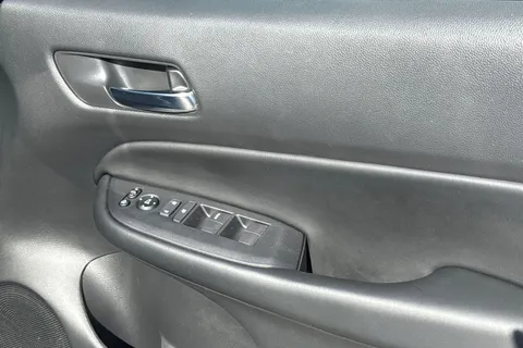 SA72UUW Honda Jazz 1.5 i-MMD Hybrid SR 5dr eCVT Thumbnail #24