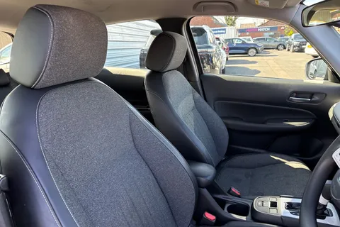 SA72UUW Honda Jazz 1.5 i-MMD Hybrid SR 5dr eCVT Thumbnail #25