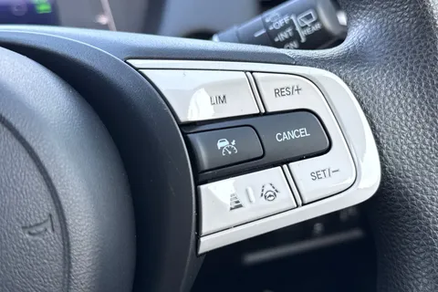 SA72UUW Honda Jazz 1.5 i-MMD Hybrid SR 5dr eCVT Thumbnail #33