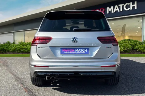 NV68BLF Volkswagen Tiguan 2.0 TDI R-Line DSG 4Motion Euro 6 (s/s) 5dr Thumbnail #5