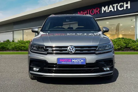 NV68BLF Volkswagen Tiguan 2.0 TDI R-Line DSG 4Motion Euro 6 (s/s) 5dr Thumbnail #6