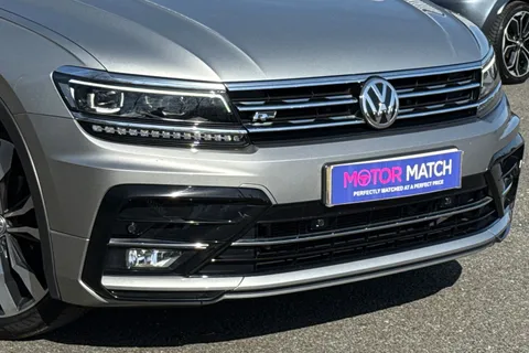 NV68BLF Volkswagen Tiguan 2.0 TDI R-Line DSG 4Motion Euro 6 (s/s) 5dr Thumbnail #9