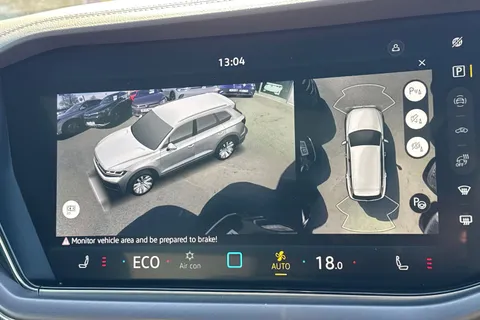 KJ25CVS Volkswagen Touareg 3.0 V6 TDI 4Motion 286 Black Edition 5dr Tip Auto | Heated Windscreen | ACC Thumbnail #35