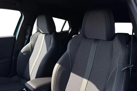 10 of 67 for PEUGEOT e-2008 54kWh GT Auto 5dr (7kW Charger)