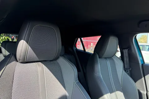 20 of 67 for PEUGEOT e-2008 54kWh GT Auto 5dr (7kW Charger)