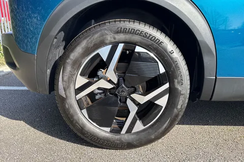 21 of 67 for PEUGEOT e-2008 54kWh GT Auto 5dr (7kW Charger)