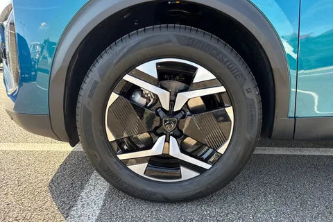 23 of 67 for PEUGEOT e-2008 54kWh GT Auto 5dr (7kW Charger)